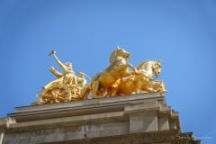 8.1495656663.top-of-the-fountain