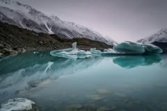 Early morning at Lake Tasman