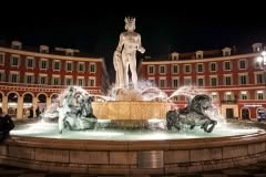 8.1472316450.fountain-in-the-square