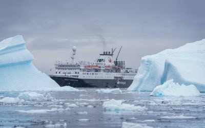 Antarctic peninsula aboard the Ocean Endeavour